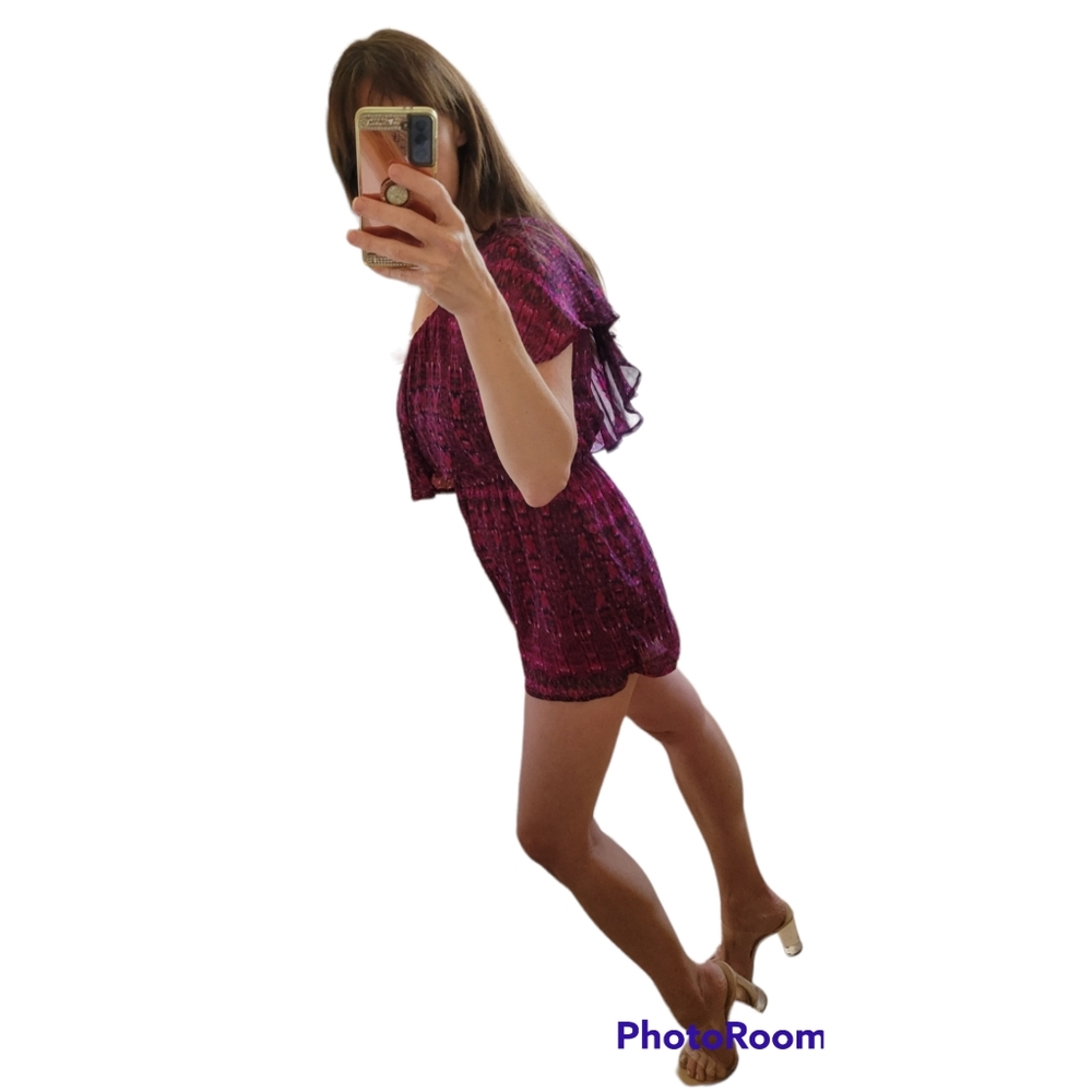 Miami Ruffled Romper - Picture 5 of 13